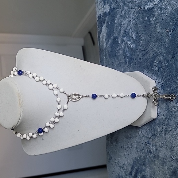 Elegant Rosary Beads White Ceramic & Blue Glass Beaded Necklace 20" - Picture 3 of 5